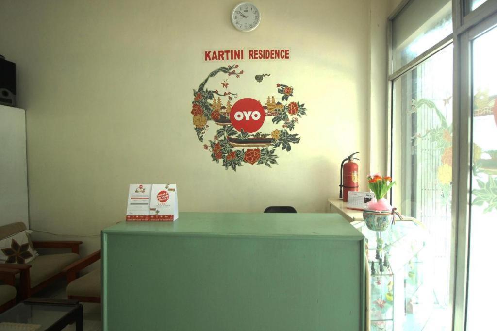 Oyo 1448 Kartini Residence Syariah Bandar Lampung Eksteriør billede